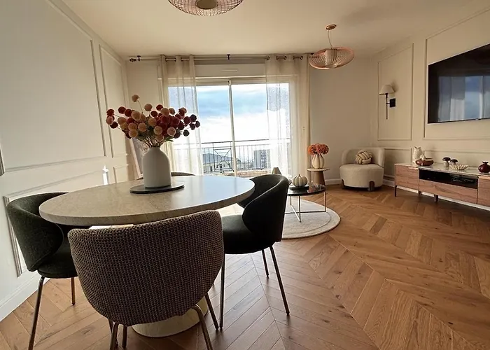 T2 Spacieux Renove, Vue Et Terrasse Lejlighed *