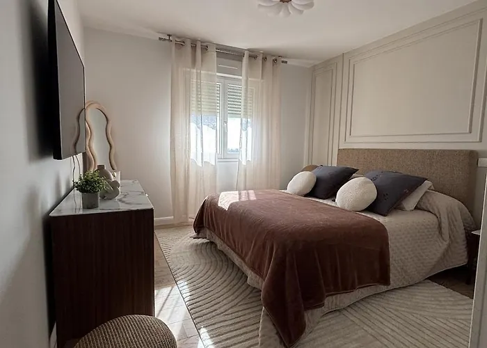 T2 Spacieux Renove, Vue Et Terrasse Lejlighed *