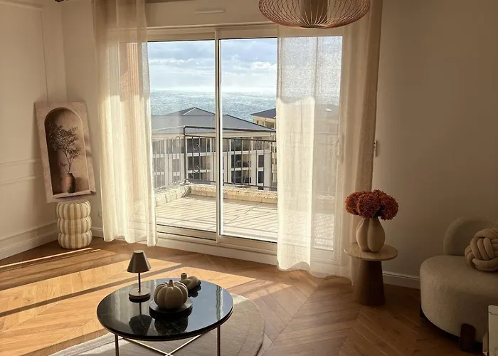 T2 Spacieux Renove, Vue Et Terrasse Lejlighed *