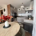 T2 Spacieux Renove, Vue Et Terrasse *