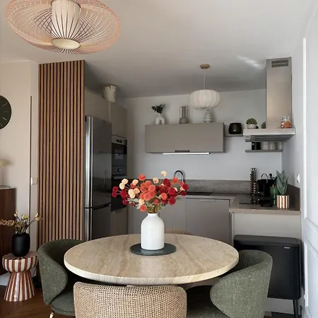 T2 Spacieux Renove, Vue Et Terrasse