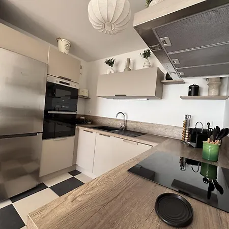 Apartmán T2 Spacieux Renove, Vue Et Terrasse
