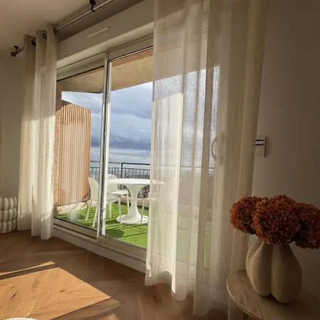 Apartmán T2 Spacieux Renove, Vue Et Terrasse Bastia (Corsica)