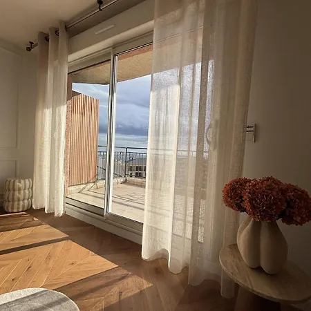 T2 Spacieux Renove, Vue Et Terrasse