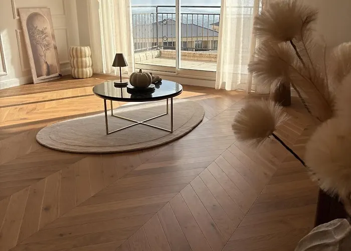 T2 Spacieux Renove, Vue Et Terrasse * Bastia (Corsica)