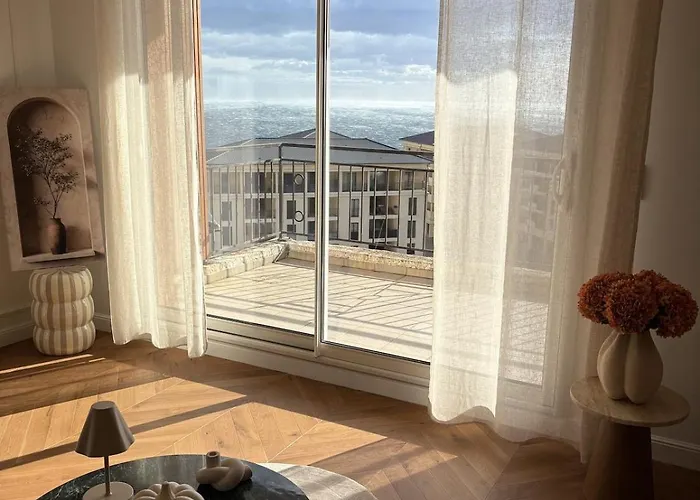 Appartement T2 Spacieux Renove, Vue Et Terrasse Bastia (Corsica)