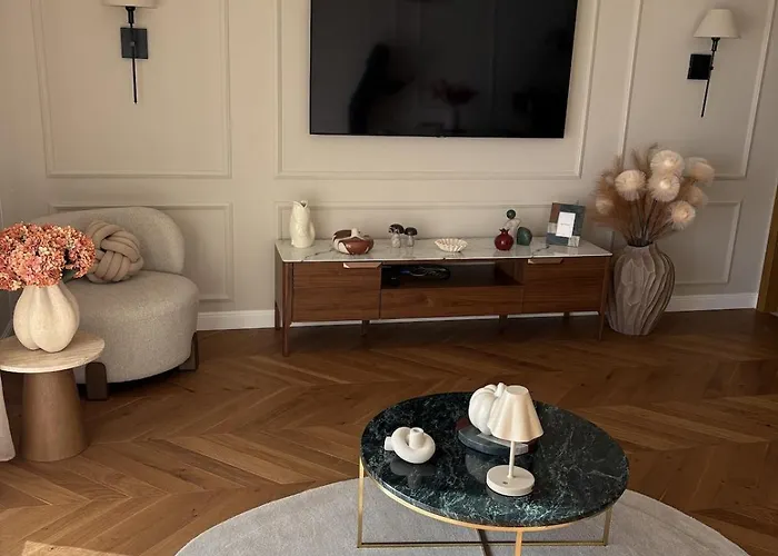 Appartement T2 Spacieux Renove, Vue Et Terrasse